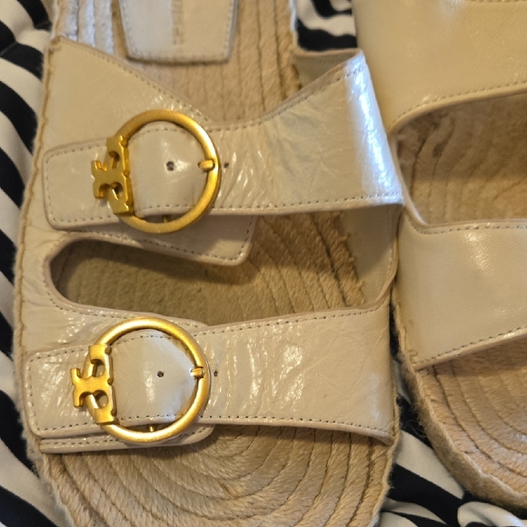 Tory Burch Cream and Gold Sandals with Decorative Straps - Picture 5 of 5